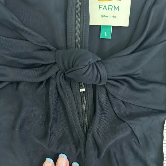 FARM Rio Black Cutout Long Sleeve Bodysuit NWOT Large - Picture 6 of 15